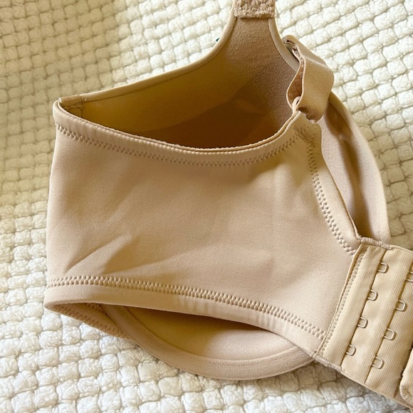 NWT Vanity Fair 38DD back smoother bra - Picture 13 of 15